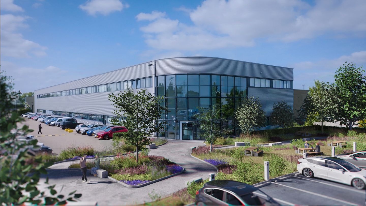 View photo 3 of Tradeboulevard 4