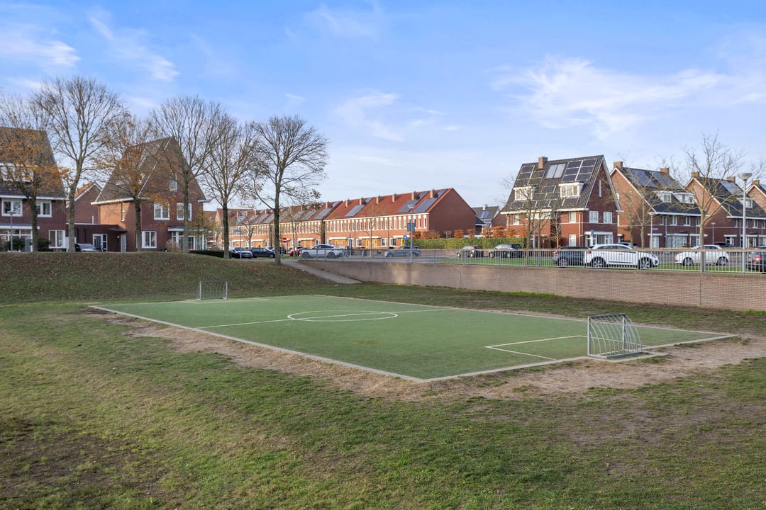 Photo 47 of Adagiostraat 2