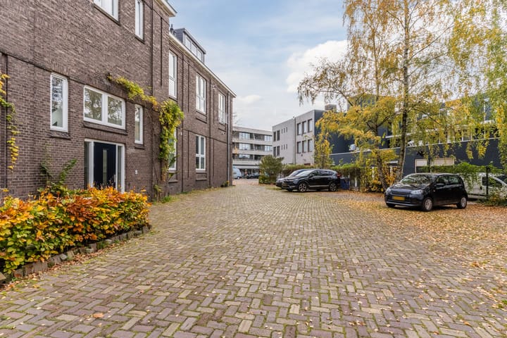 Photo 63 of Genneperweg 3