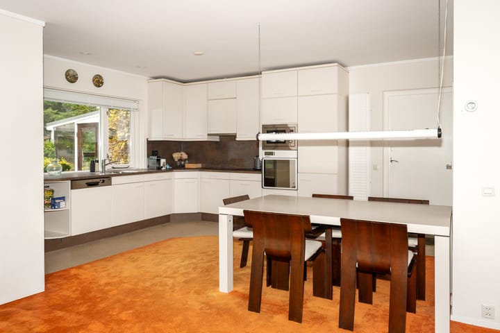 Foto 8 van Rozenhoflaan 3