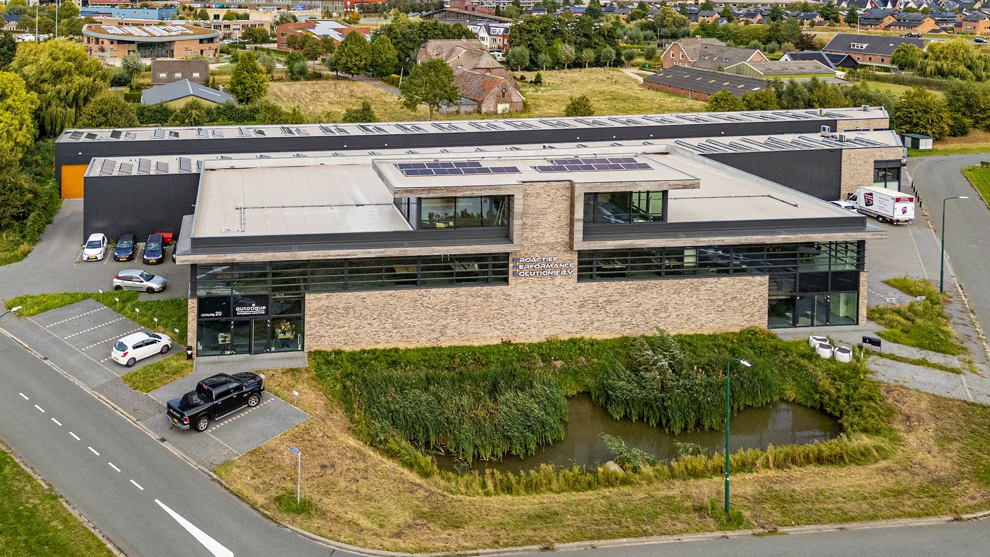 Bekijk foto 1 van Zeilschip 1