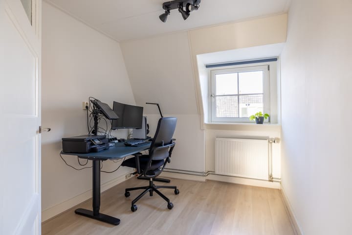 Photo 33 of Franekerstraat 27