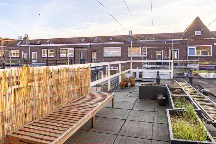 Photo 37 of Franekerstraat 27