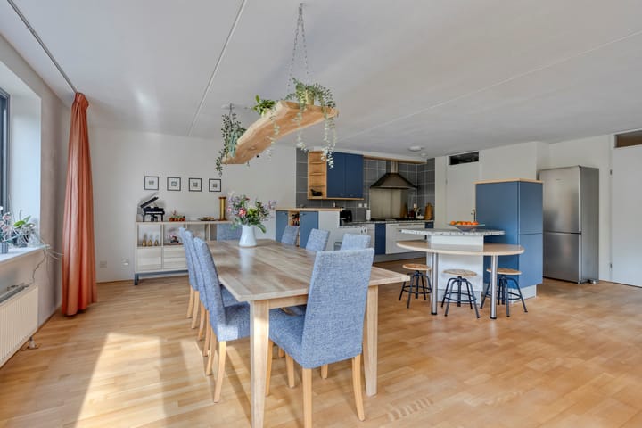 Foto 11 van Mies Ruthplaats 22