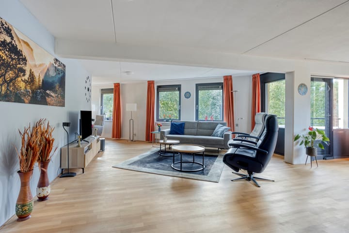 Foto 17 van Mies Ruthplaats 22