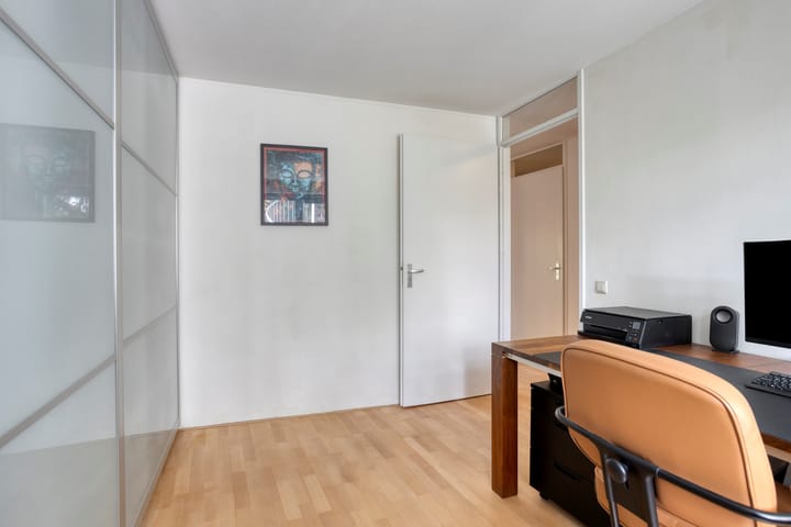 Foto 31 van Mies Ruthplaats 22