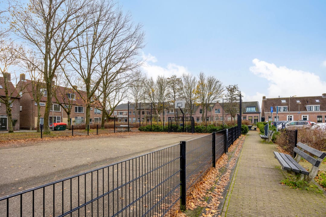 Foto 41 van Bloemhofstraat 1