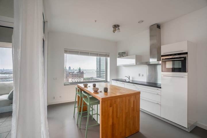 Foto 5 van Van der Hoevenplein 42