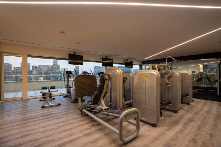 Foto 36 van Van der Hoevenplein 42