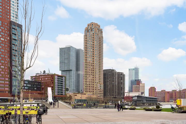 Foto 46 van Van der Hoevenplein 42