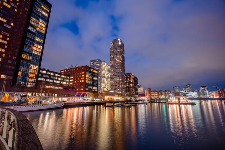 Foto 47 van Van der Hoevenplein 42