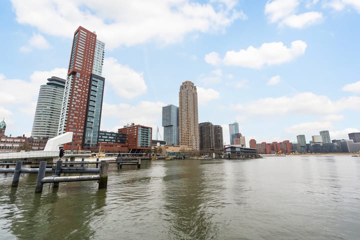 Foto 48 van Van der Hoevenplein 42