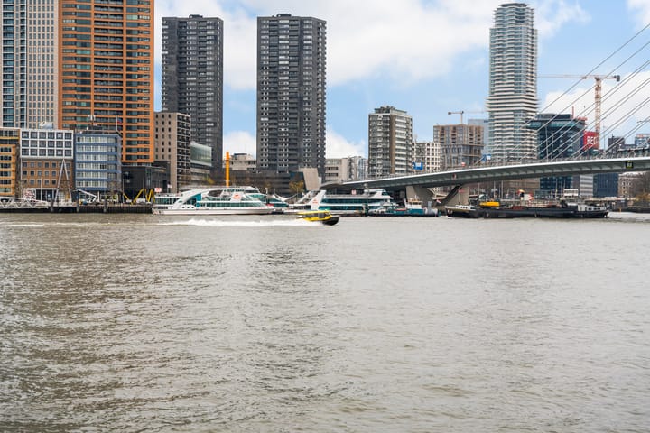 Foto 53 van Van der Hoevenplein 42