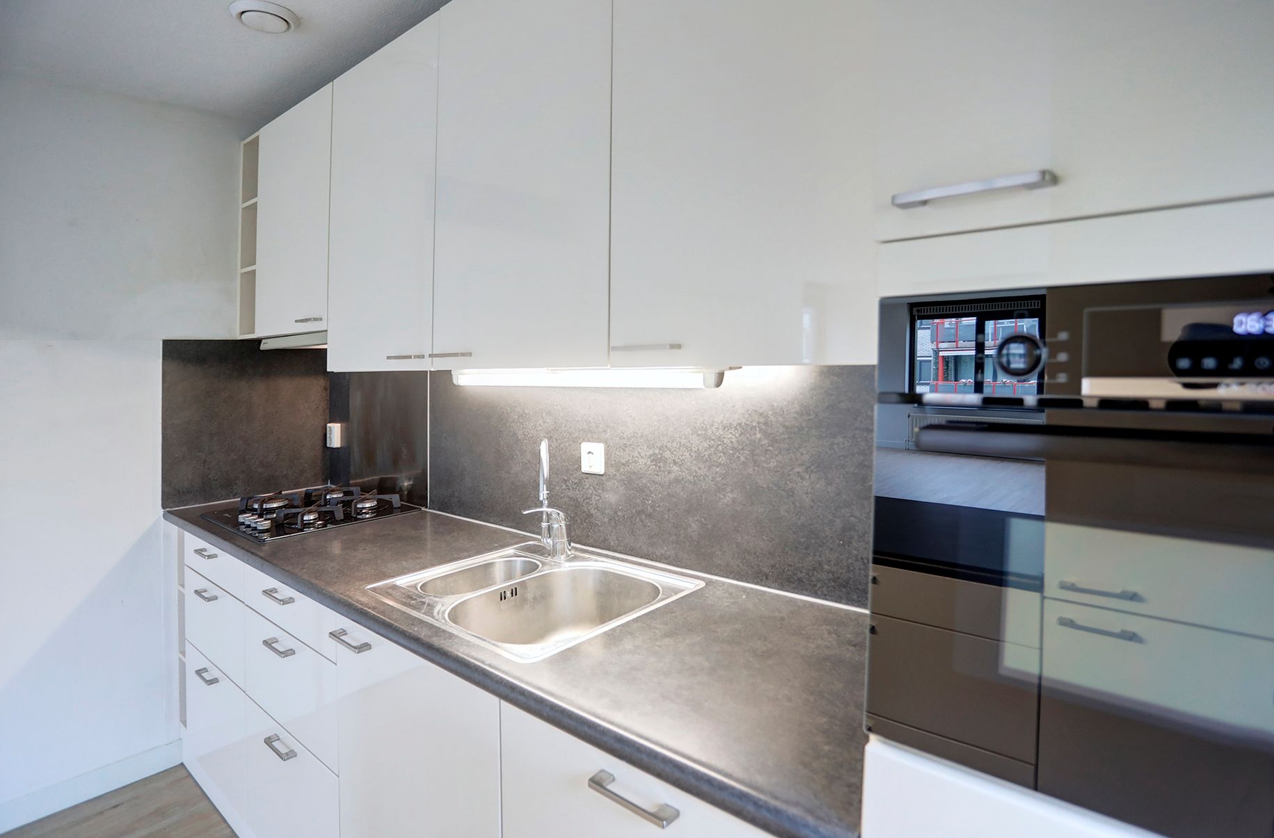 Foto 15 van Valkenaerhof 16