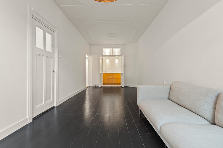 Photo 13 of Graaf Lodewijkstraat 16