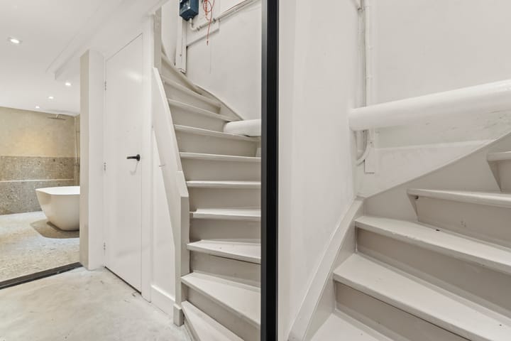 Photo 36 of Graaf Lodewijkstraat 16