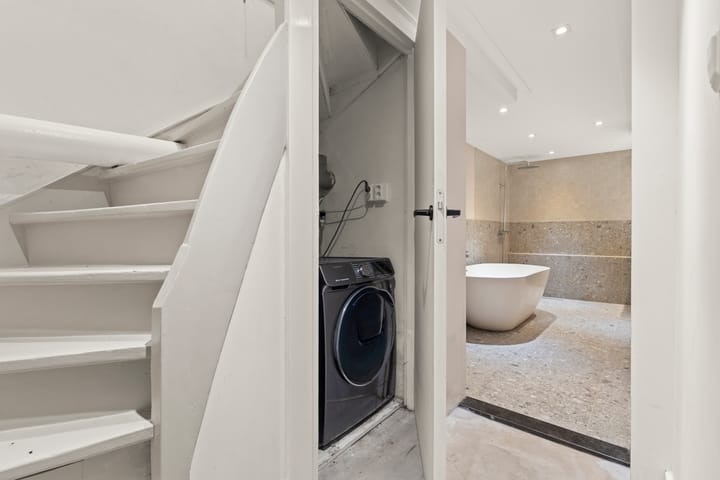 Photo 37 of Graaf Lodewijkstraat 16