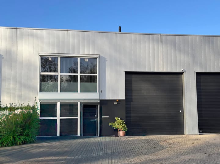 Einsteinweg 8, Delft