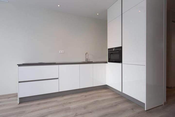 Foto 10 van Loosduinseweg 373-E2