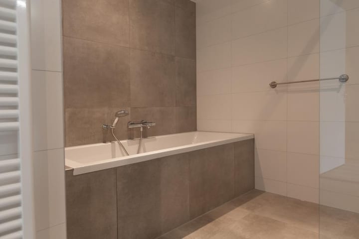 Foto 21 van Loosduinseweg 373-E2