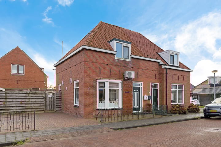 Photo 6 of Prins Hendrikstraat 4