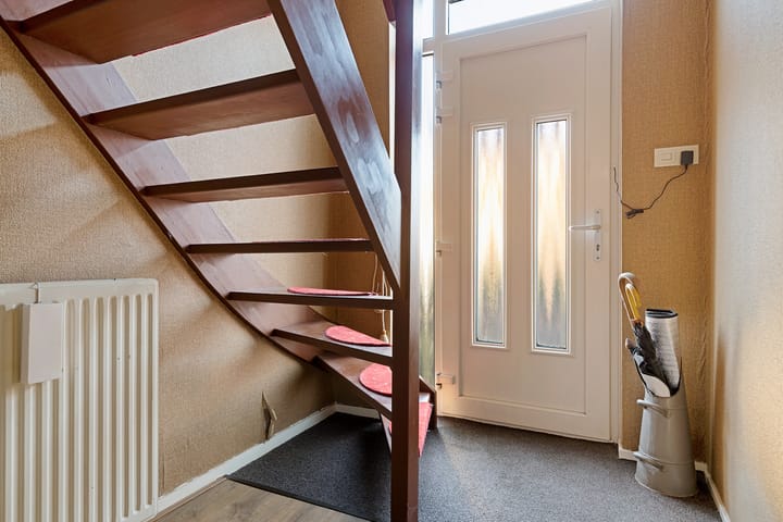 Photo 11 of Prins Hendrikstraat 4