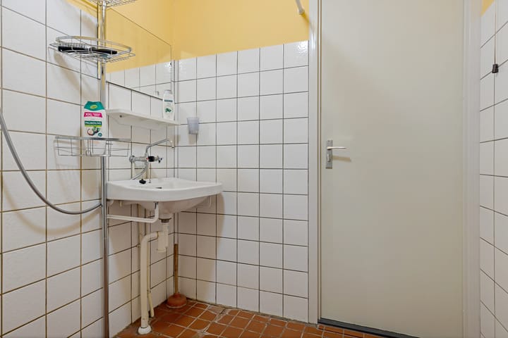 Photo 33 of Prins Hendrikstraat 4