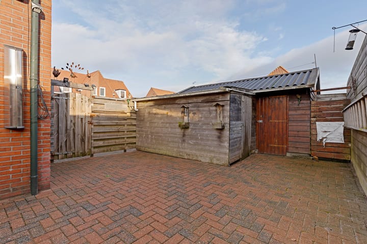 Photo 40 of Prins Hendrikstraat 4