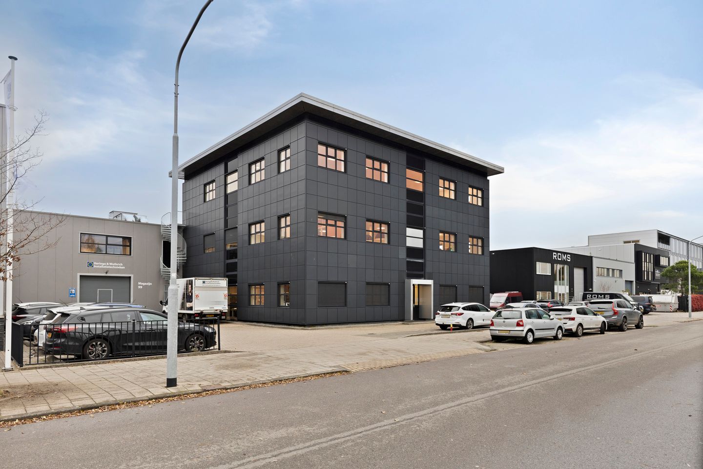 View photo 1 of Waarderveldweg 99