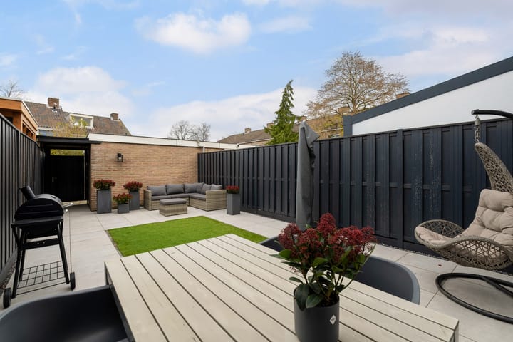 Photo 2 of Schoolstraat 19