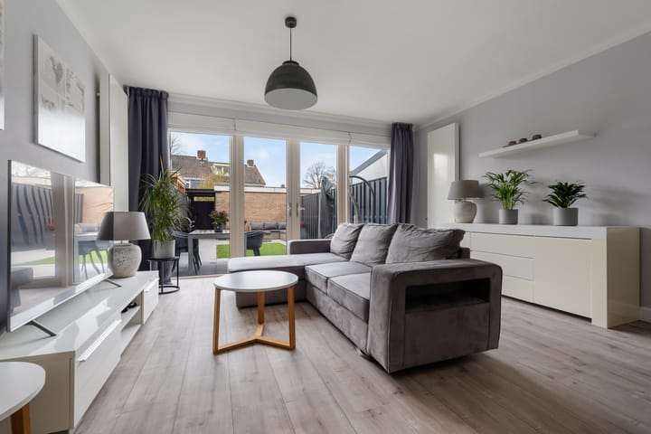 Photo 12 of Schoolstraat 19