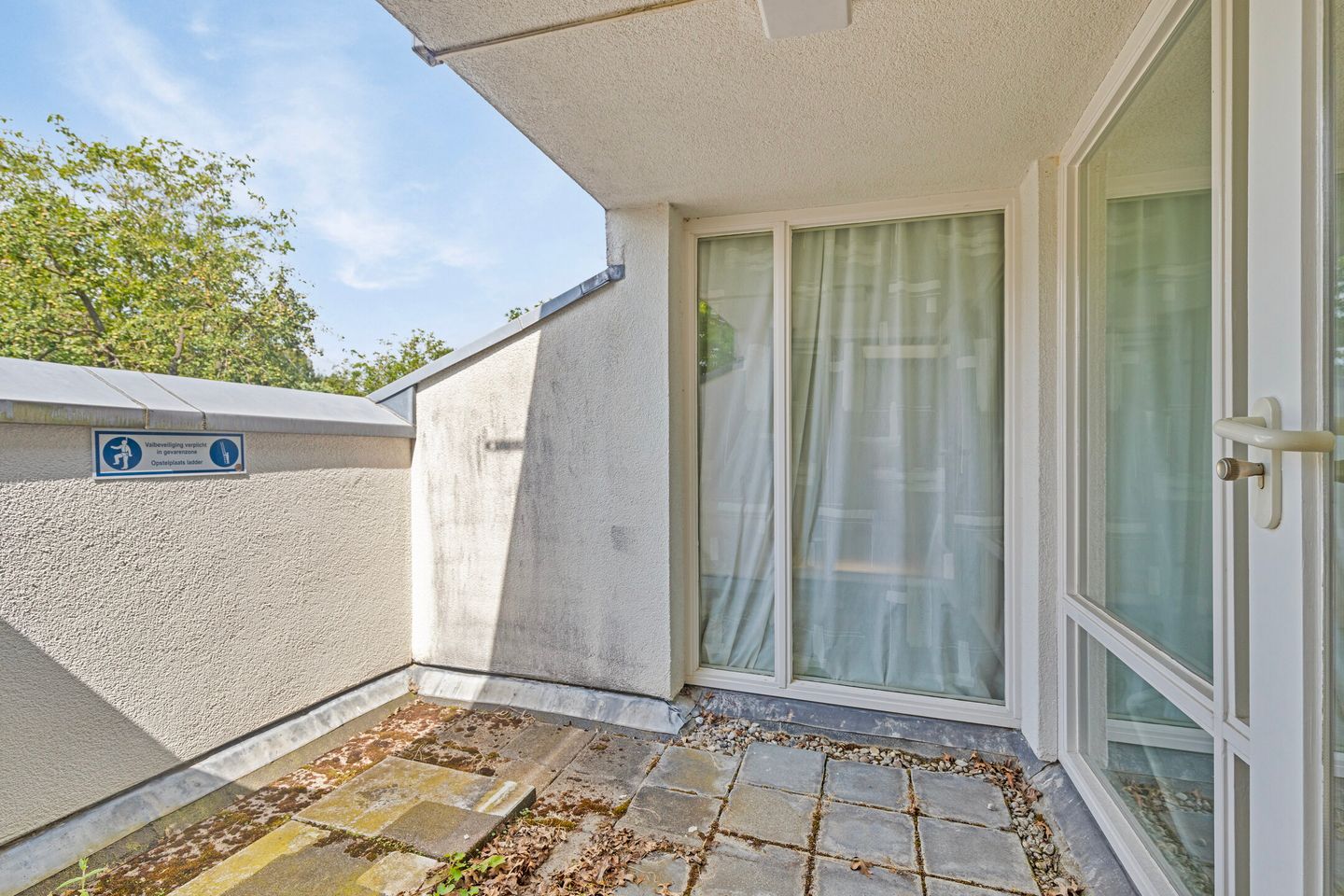 View photo 3 of Edisonbaan 10