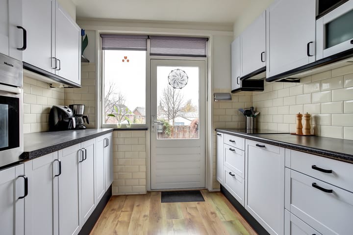 Photo 15 of Jupiterstraat 6-A