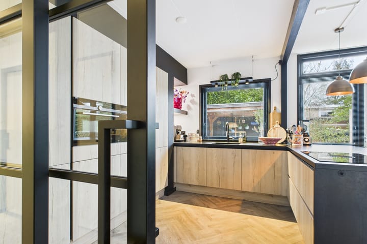 Foto 13 van Dorus Rijkersstraat 6