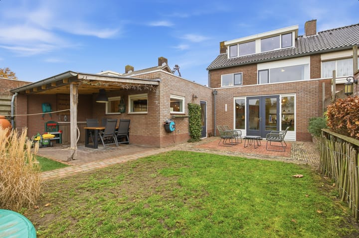 Foto 2 van Meidoornlaan 8