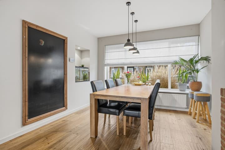 Foto 10 van Meidoornlaan 8