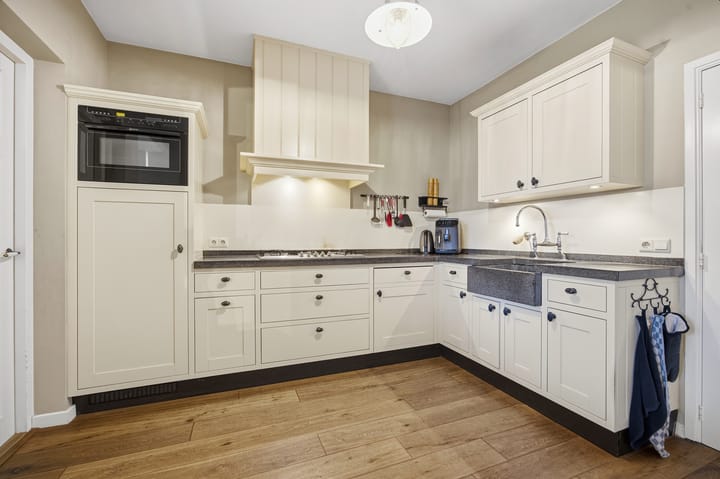 Foto 12 van Meidoornlaan 8