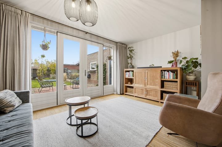 Foto 22 van Meidoornlaan 8