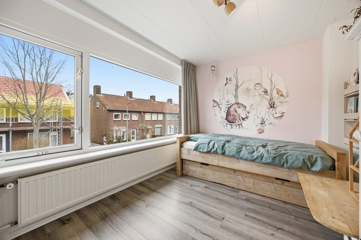 Foto 28 van Meidoornlaan 8