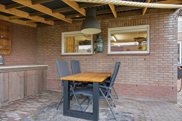 Foto 49 van Meidoornlaan 8