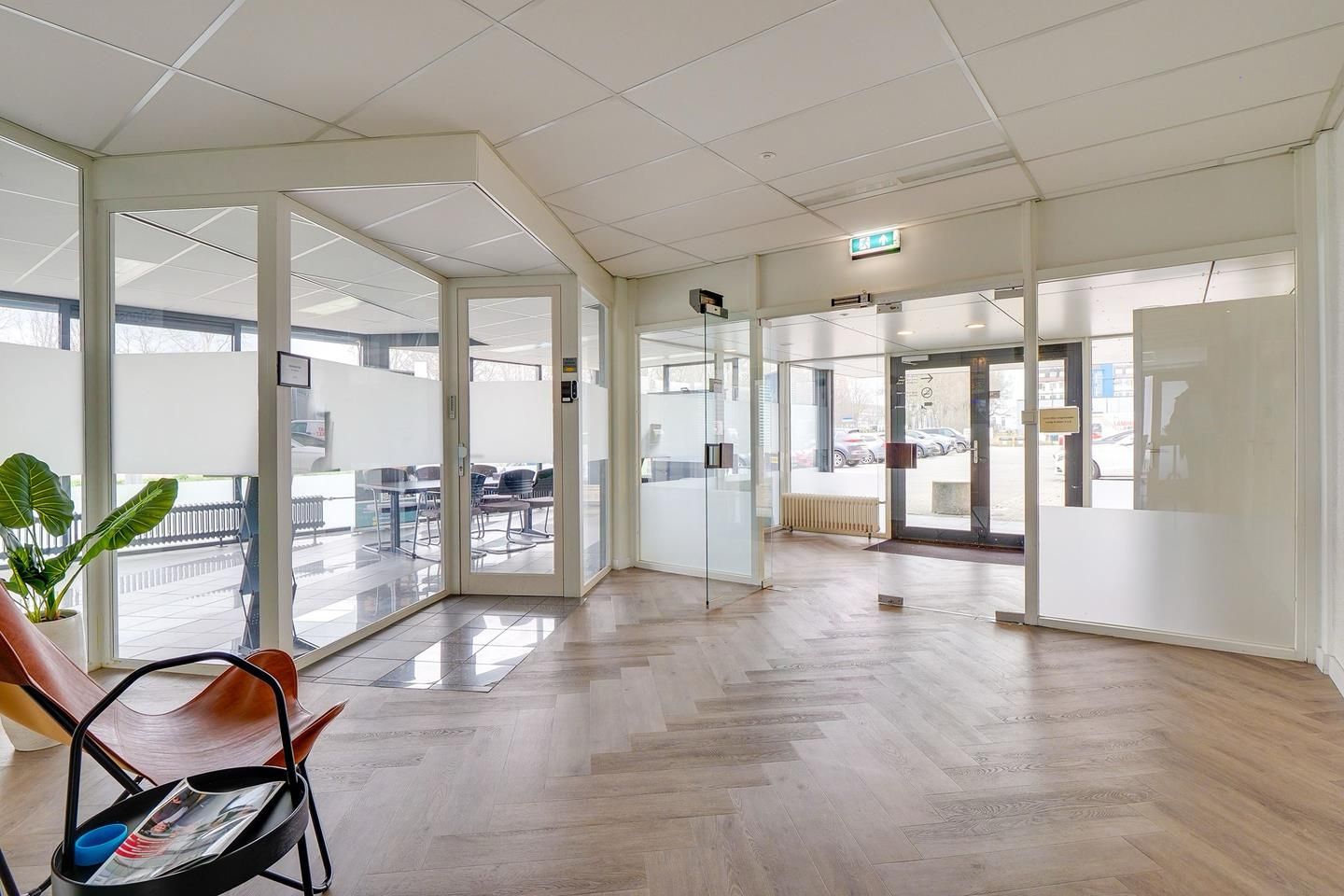 Bekijk foto 4 van Zonnebaan 18-20