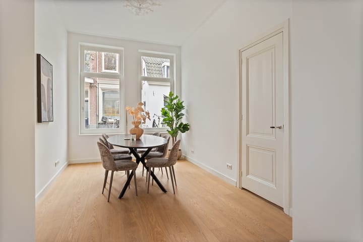 Photo 11 of Singelstraat 29