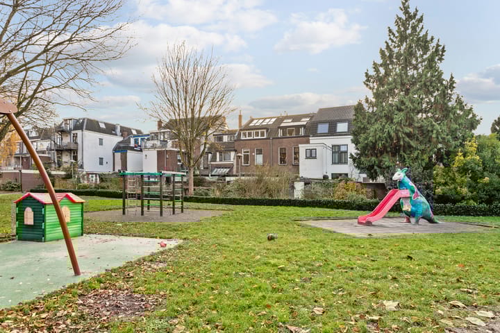 Photo 38 of Singelstraat 29