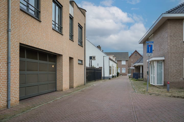 Foto 31 van Molenstraat 9-B