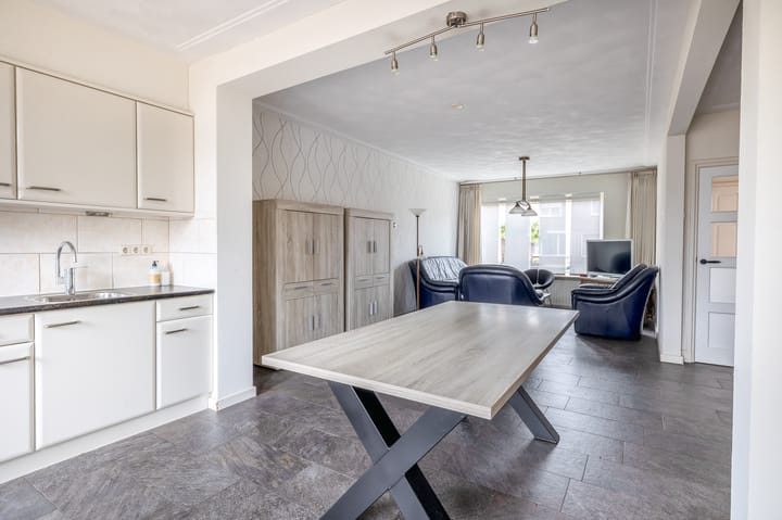 Photo 6 of Piet Heinstraat 14