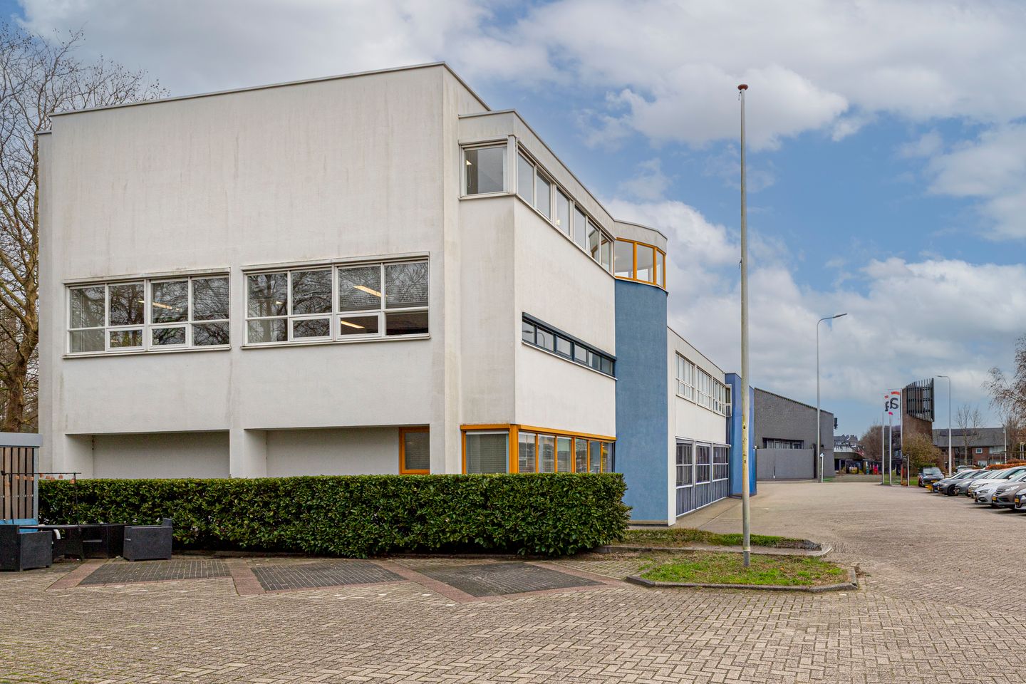 Bekijk foto 1 van Henry Dunantweg 4