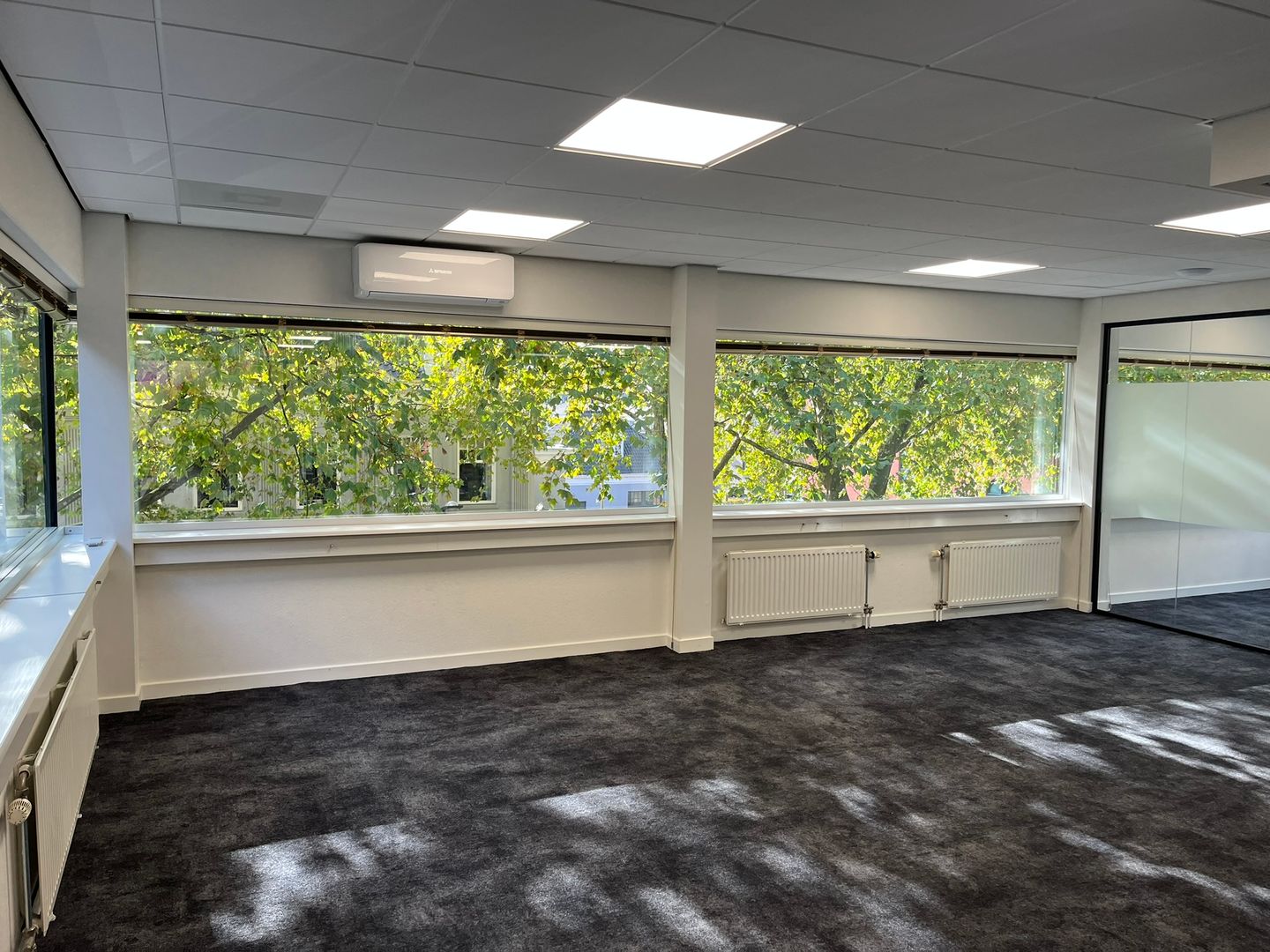 View photo 4 of M.H. Tromplaan 4-6