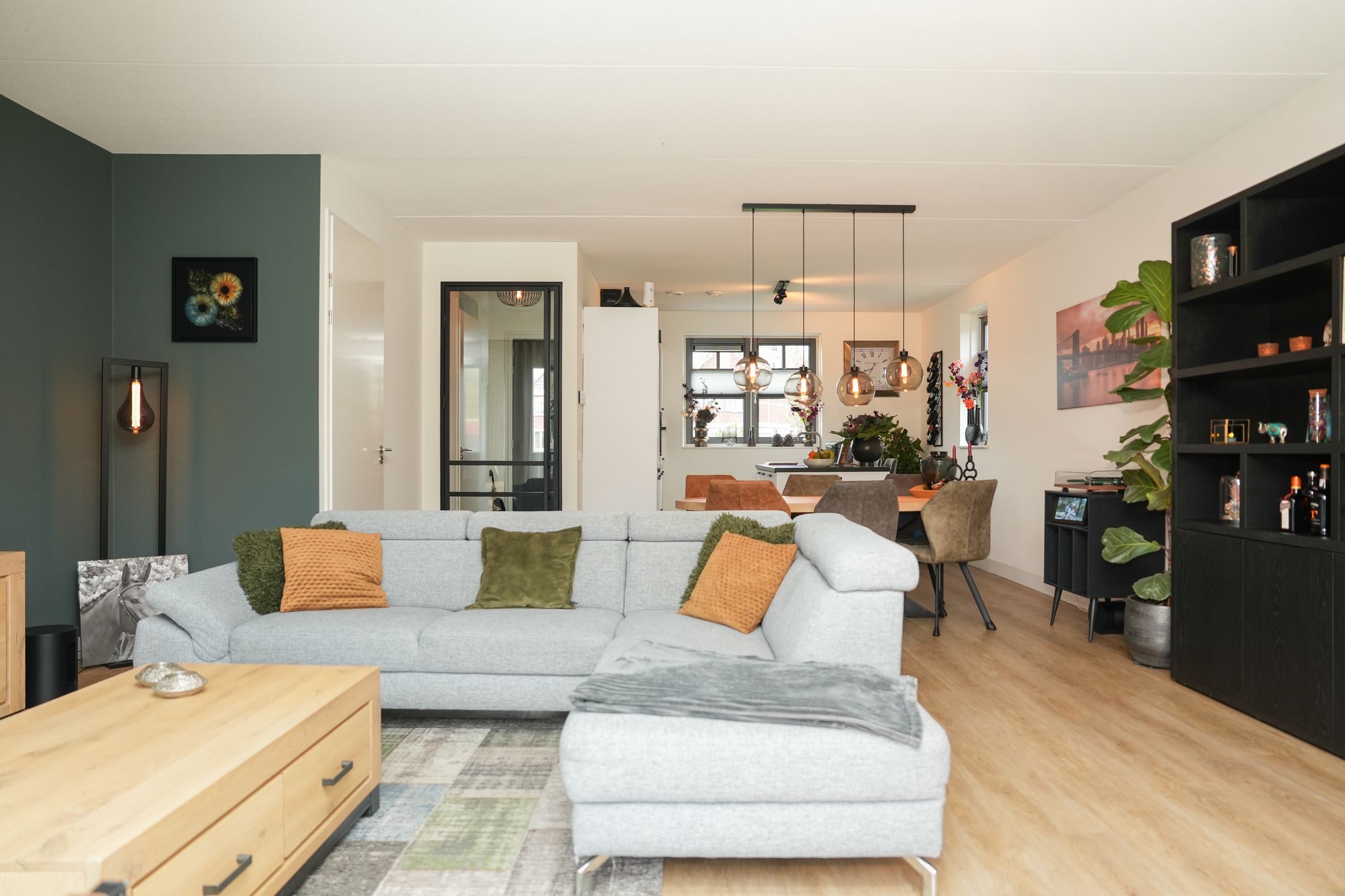 Foto 9 van Tinbergenplantsoen 49