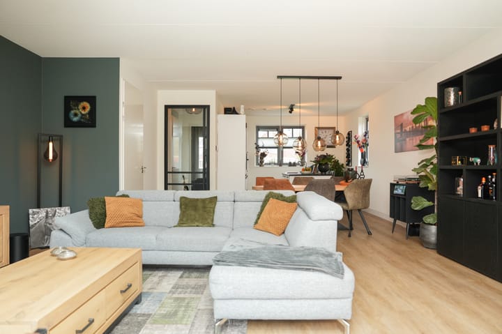 Foto 9 van Tinbergenplantsoen 49