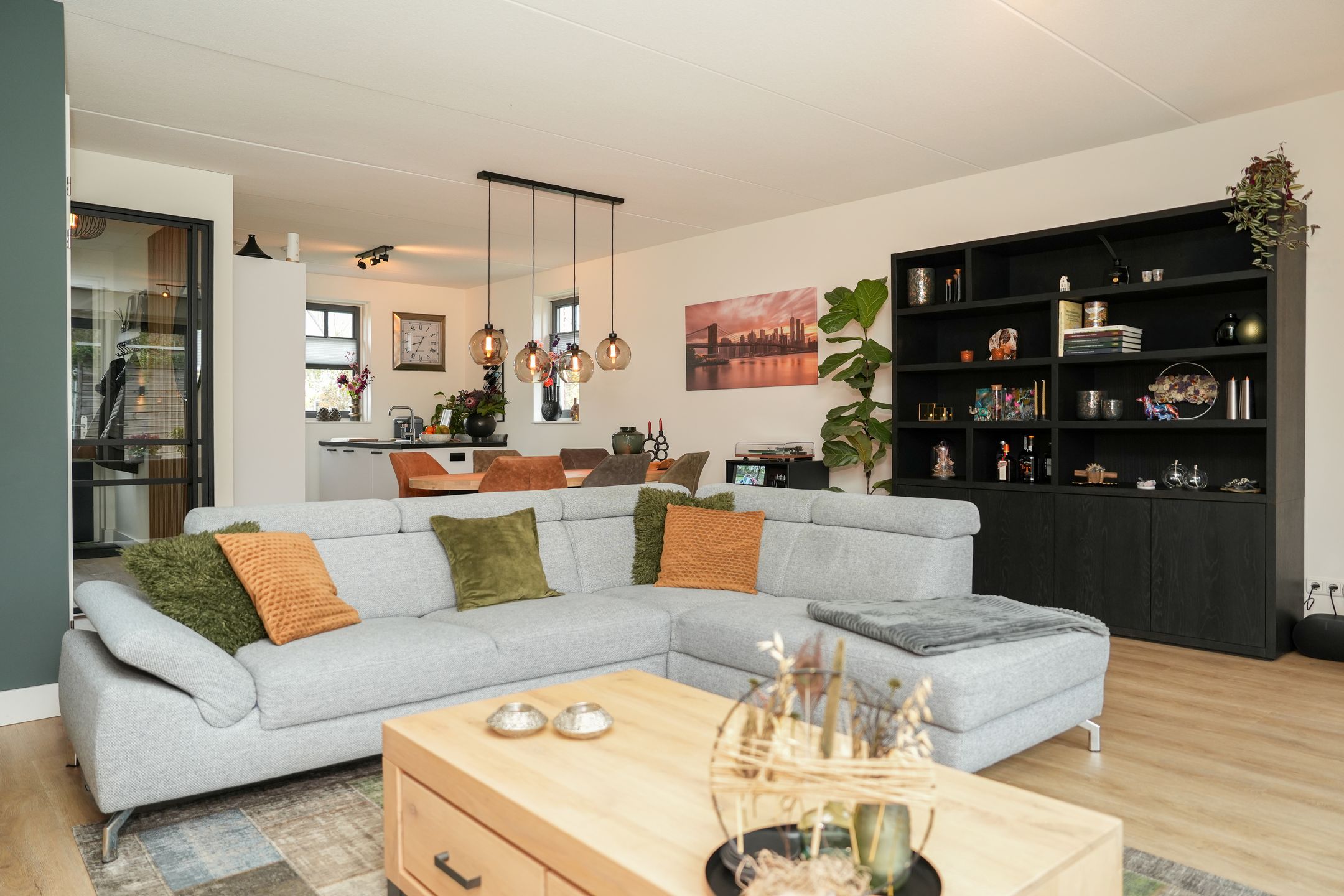 Foto 12 van Tinbergenplantsoen 49